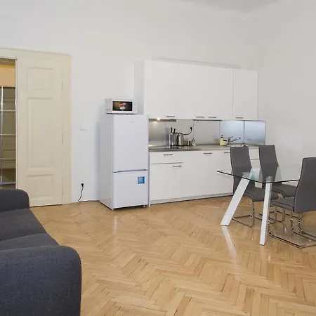 Apartment Truhlarska